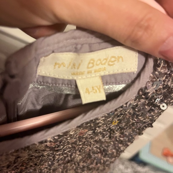 Mini Boden 4/5 Year Silver Sequin Tulle Dress - Picture 2 of 5